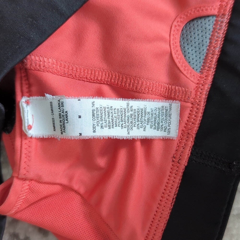 ✨ 2 for $25 NIKE sports bra | size M - Picture 3 of 3